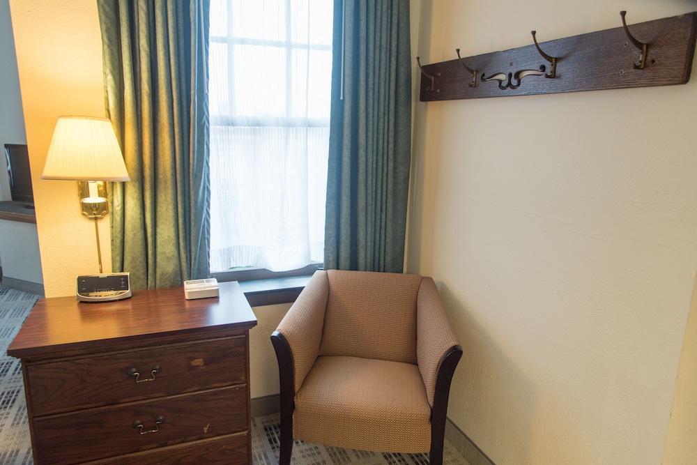 The Write Inn Hotel โอ๊คพาร์ค ภายนอก รูปภาพ
